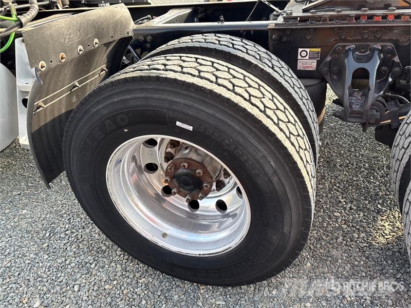 Kenworth T680 트랙터 유닛