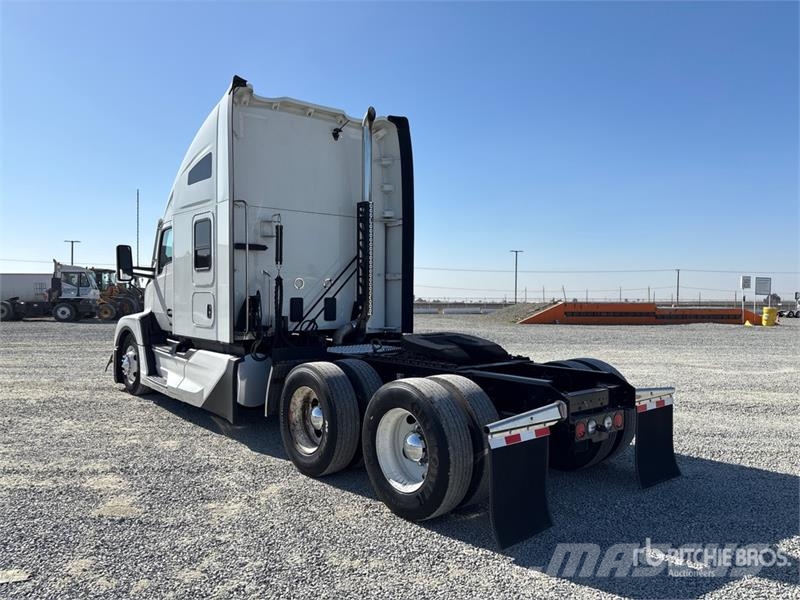 Kenworth T680 Sattelzugmaschinen