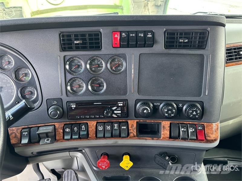 Kenworth T680 Sattelzugmaschinen