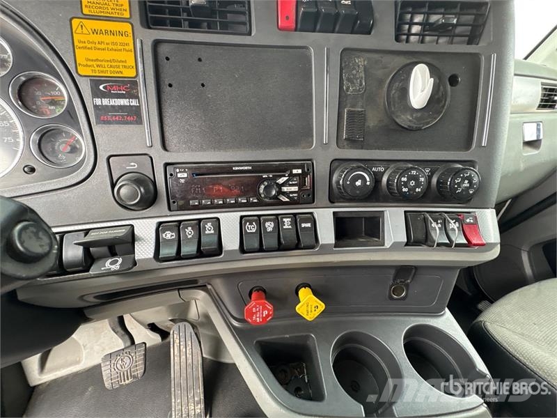 Kenworth T680 Vetopöytäautot