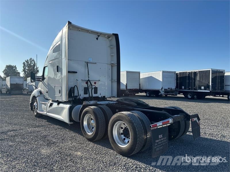 Kenworth T680 牵引车