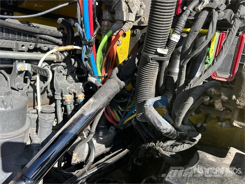 Kenworth T680 4000 gal 6x4 Water Truck Autocisterne