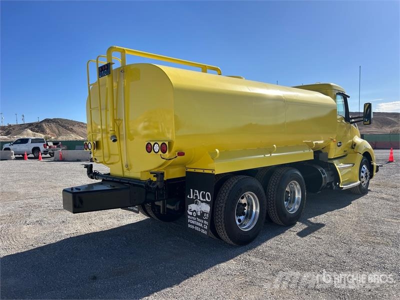 Kenworth T680 4000 gal 6x4 Water Truck Autocisterne