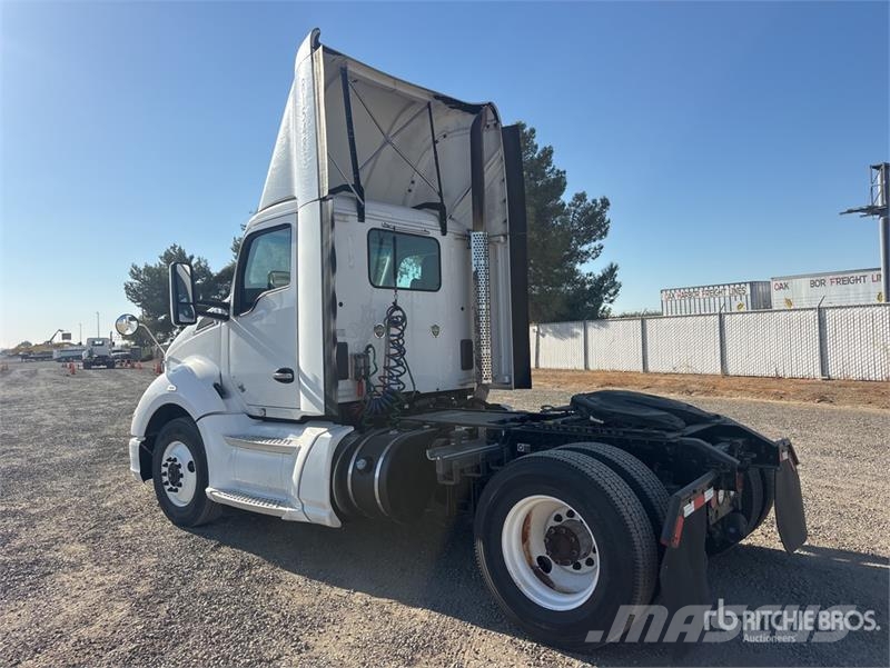 Kenworth T680 4x2 S/A Day Cab Truck Tractor Prime Movers
