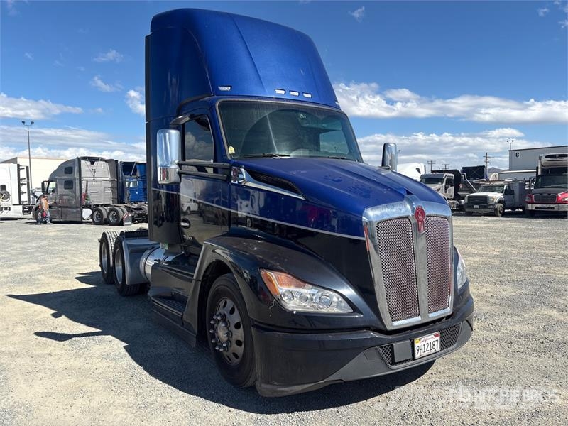 Kenworth T680 6x4 T/A Day Cab Truck Tractor Ciągniki siodłowe