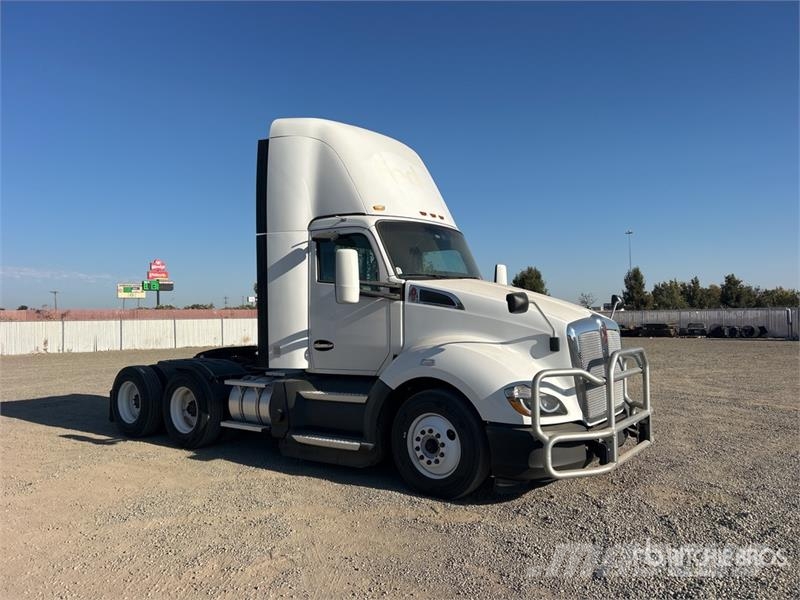 Kenworth T680 6x4 T/A Day Cab Truck Tractor Prime Movers