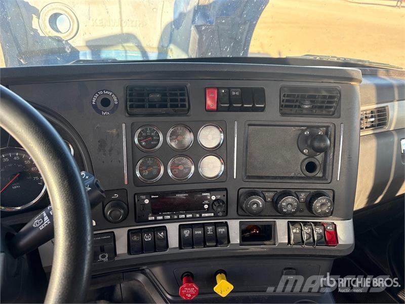 Kenworth T680 6x4 T/A Day Cab Truck Tractor Vilcēji