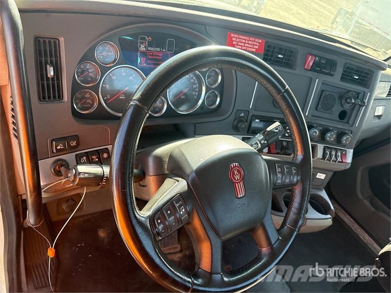 Kenworth T680 6x4 T/A Day Cab Truck Tractor Prime Movers