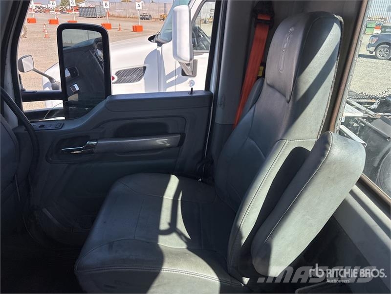 Kenworth T680 6x4 T/A Day Cab Truck Tractor Sattelzugmaschinen