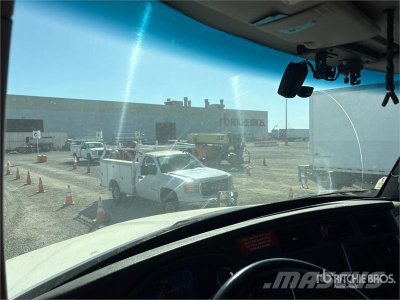 Kenworth T680 6x4 T/A Day Cab Truck Tractor Prime Movers