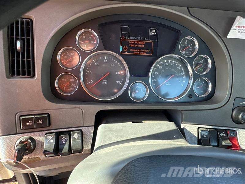 Kenworth T680 6x4 T/A Day Cab Truck Tractor Cavalos mecânicos