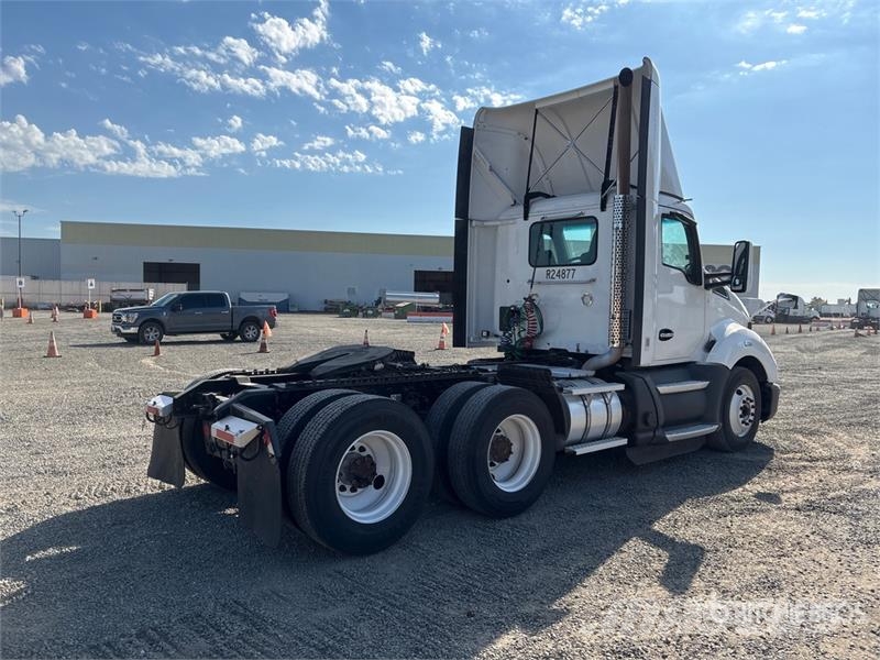 Kenworth T680 6x4 T/A Day Cab Truck Tractor Vilcēji