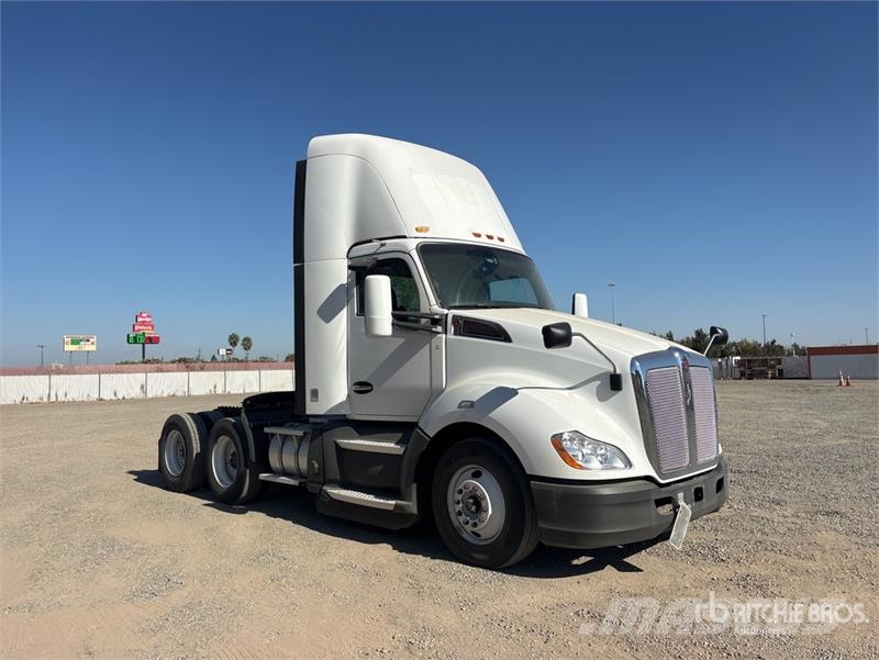 Kenworth T680 6x4 T/A Day Cab Truck Tractor Prime Movers