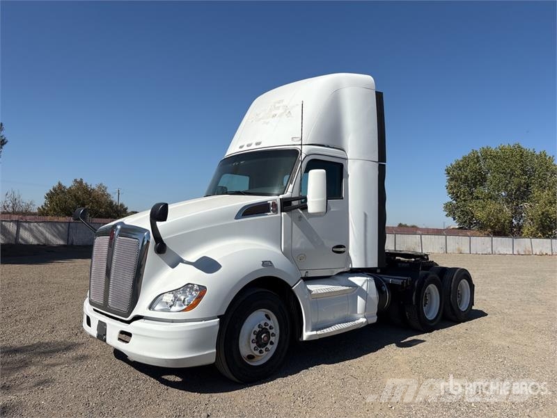 Kenworth T680 6x4 T/A Day Cab Truck Tractor Sattelzugmaschinen