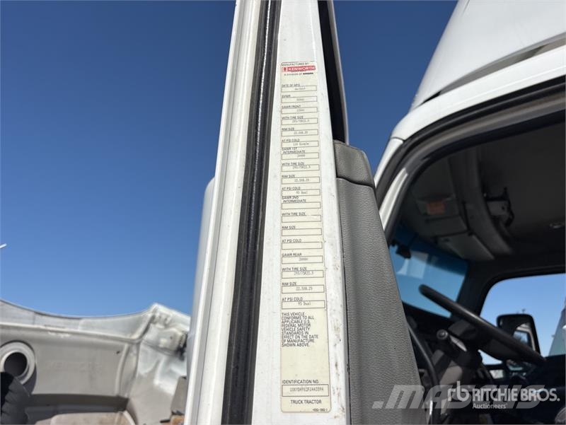 Kenworth T680 6x4 T/A Day Cab Truck Tractor Sattelzugmaschinen