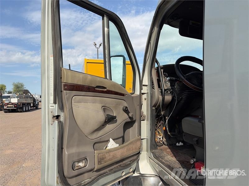 Kenworth T700 Trekkvogner