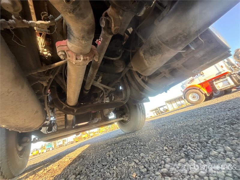 Kenworth T800 Cisterny na vodu