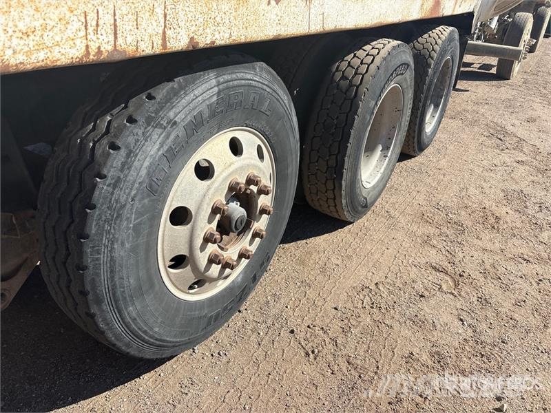Kenworth T800 Самосвал