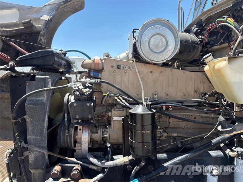 Kenworth T800 ダンプ