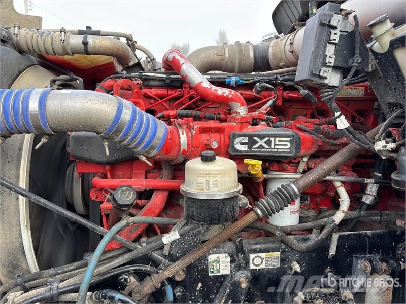 Kenworth T800 شاحنات قلابة