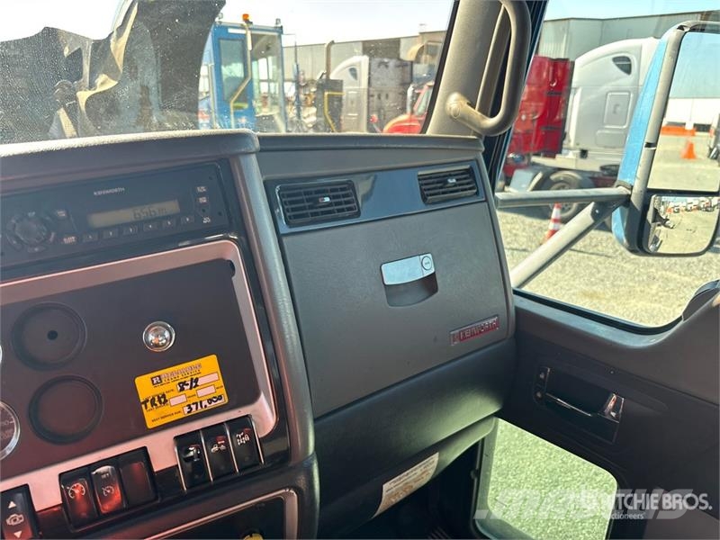 Kenworth T800 Prime Movers