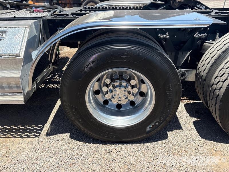 Kenworth T800 中古トラクターヘッド | トレーラーヘッド