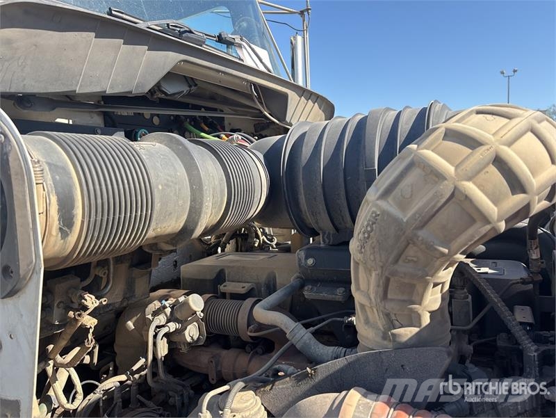 Kenworth T800 Prime Movers