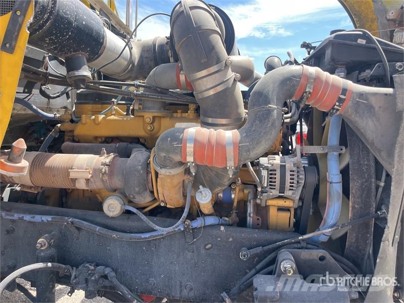 Kenworth T800 شاحنات قلابة