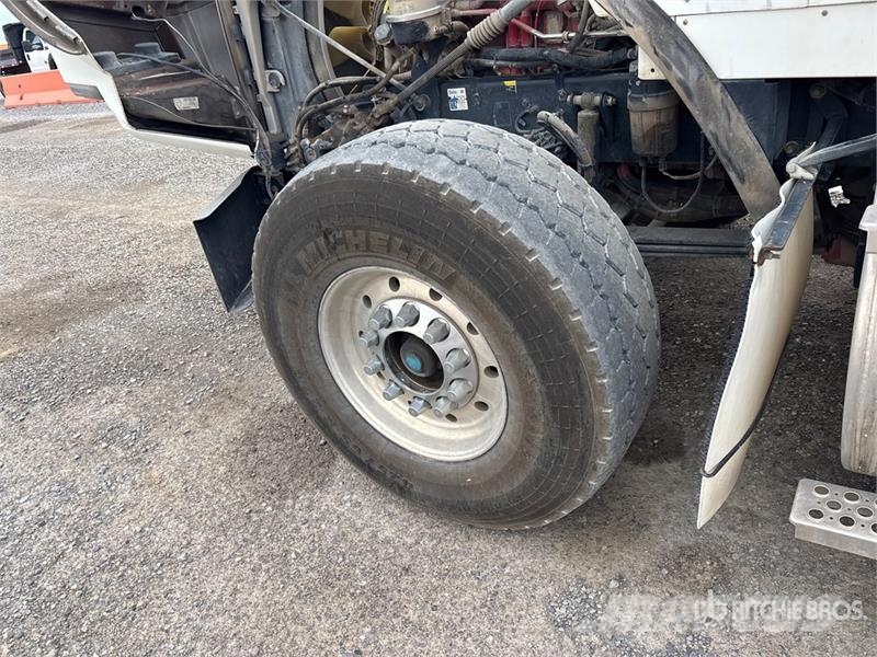 Kenworth T800 Kombinované/Čerpací cisterny