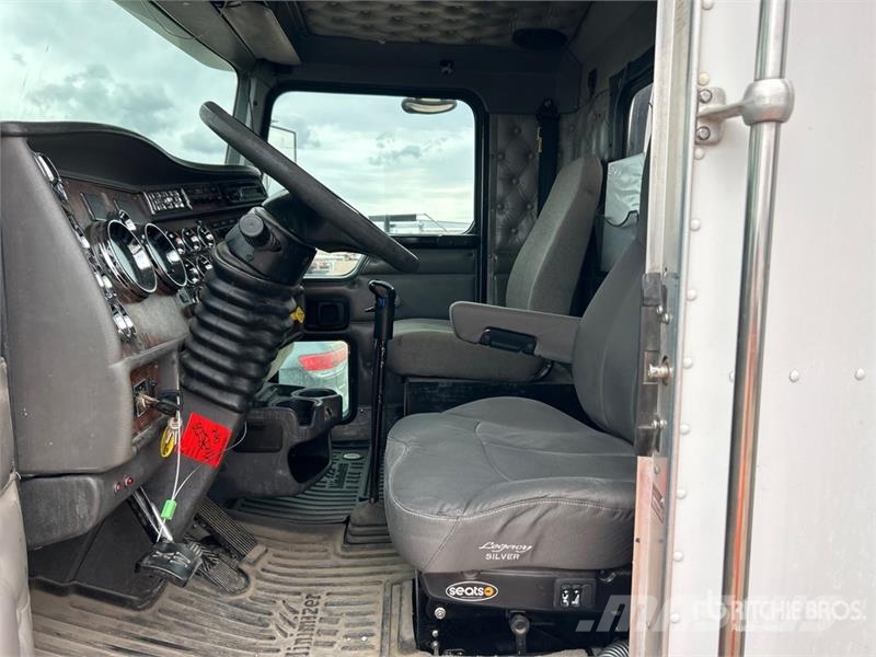 Kenworth T800 Camiones cisternas