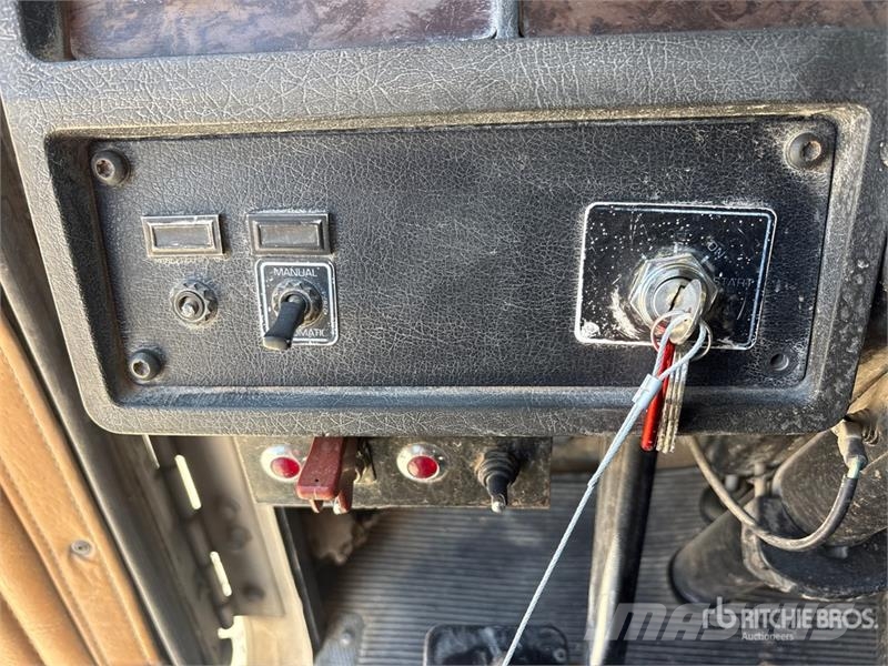 Kenworth T800 ダンプ