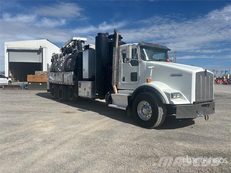 Kenworth T800 Kombinované/Čerpací cisterny