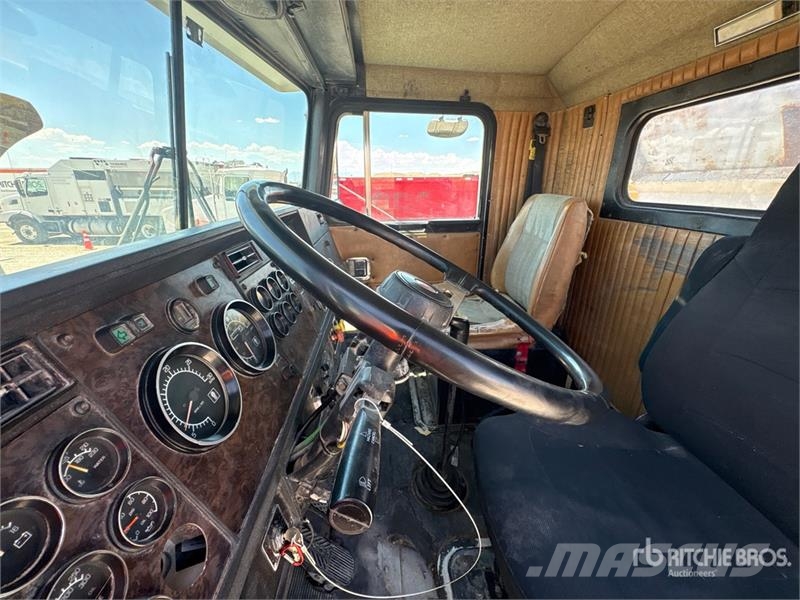 Kenworth T800 ダンプ
