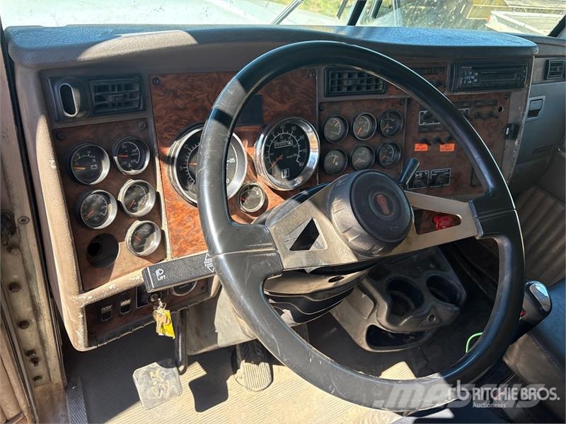 Kenworth T800 Tankwagen