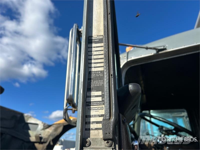 Kenworth T800 Pašizgāzējs