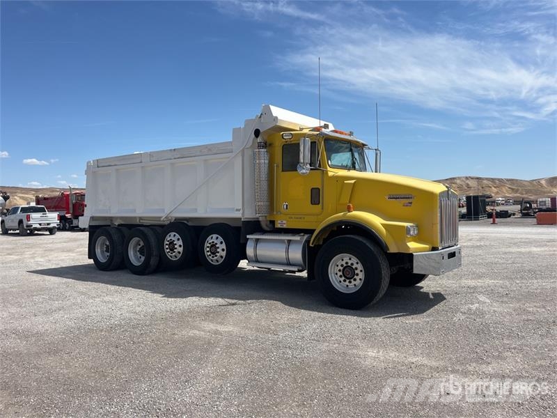 Kenworth T800 شاحنات قلابة