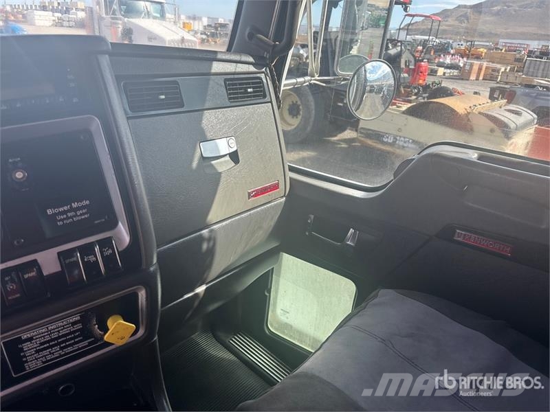 Kenworth T800 Kombinované/Čerpací cisterny