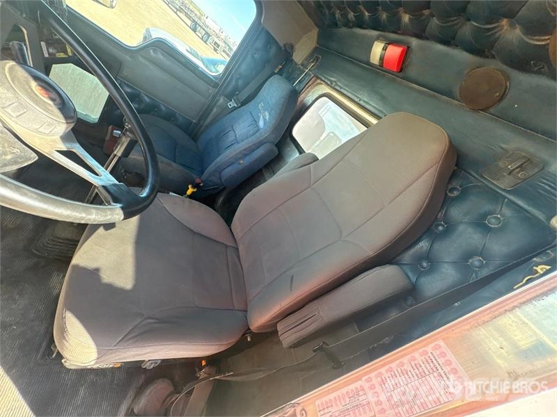 Kenworth T800 Самосвал