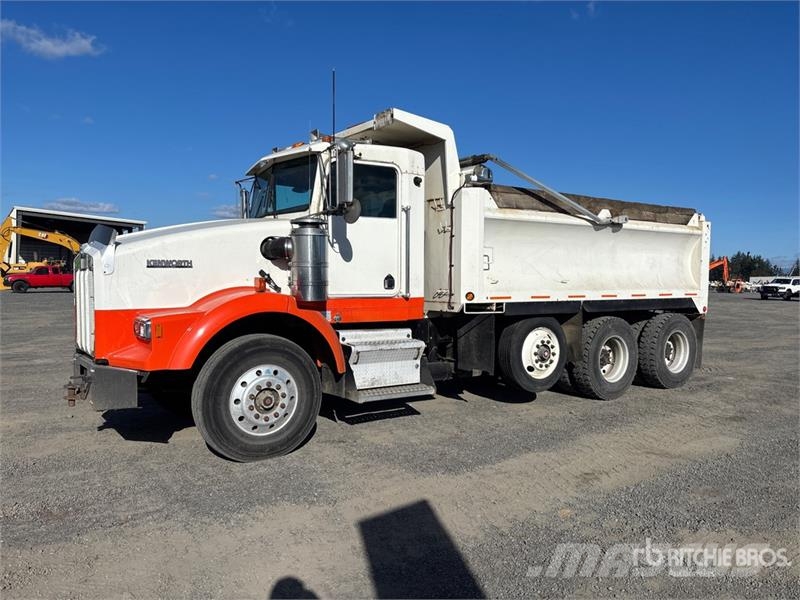 Kenworth T800 Pašizgāzējs