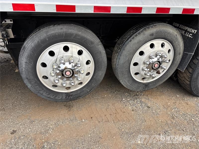 Kenworth T800 شاحنات قلابة