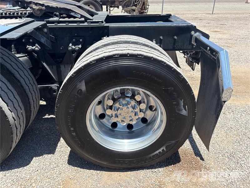Kenworth T800 中古トラクターヘッド | トレーラーヘッド