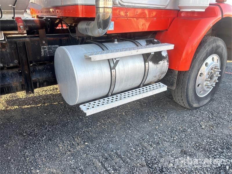 Kenworth T800 Cisterny na vodu