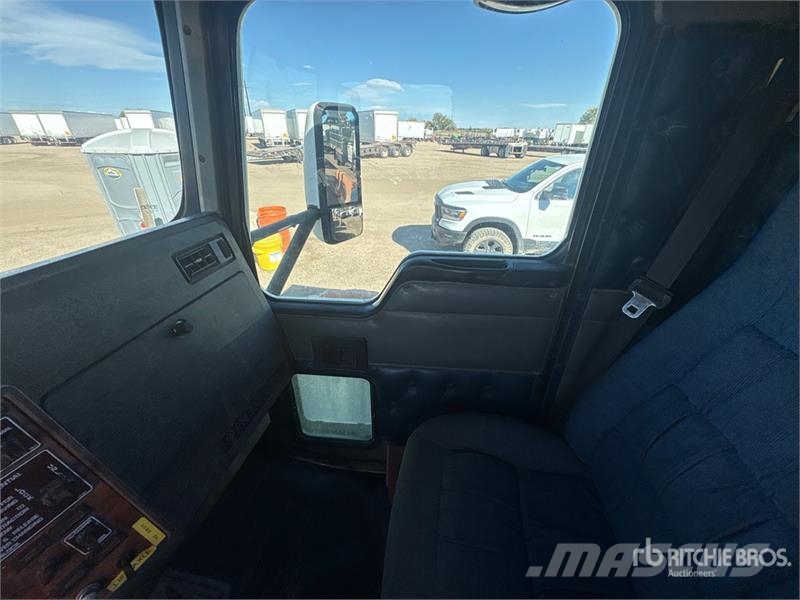 Kenworth T800 Самосвал