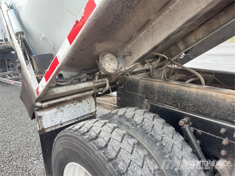 Kenworth T800 معدات النقل - غير ذلك