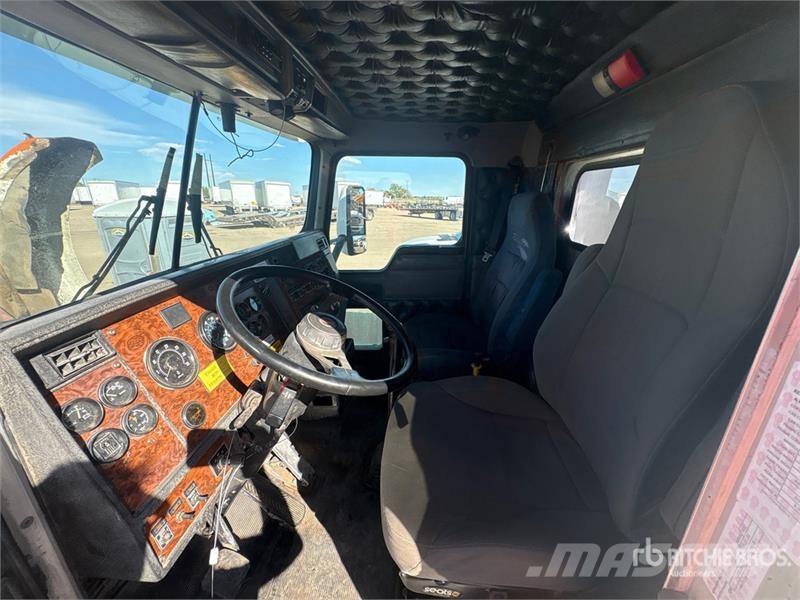 Kenworth T800 Самосвал