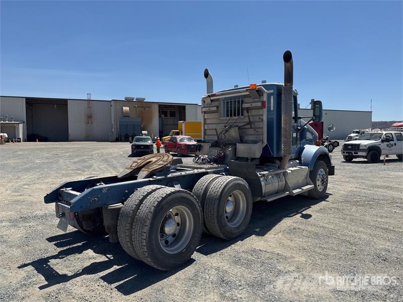 Kenworth T800 Prime Movers