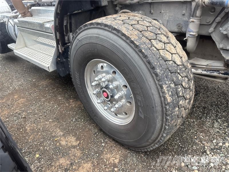 Kenworth T800 Tahače