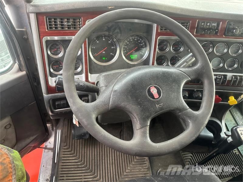 Kenworth T800 معدات النقل - غير ذلك