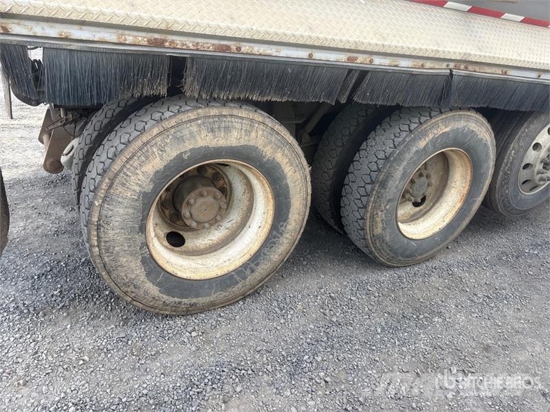 Kenworth T800 Tipper trucks