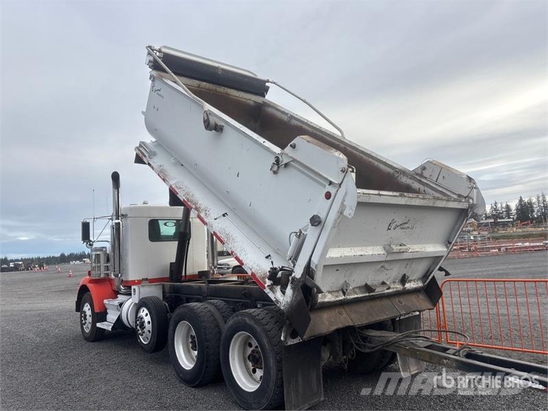Kenworth T800 معدات النقل - غير ذلك